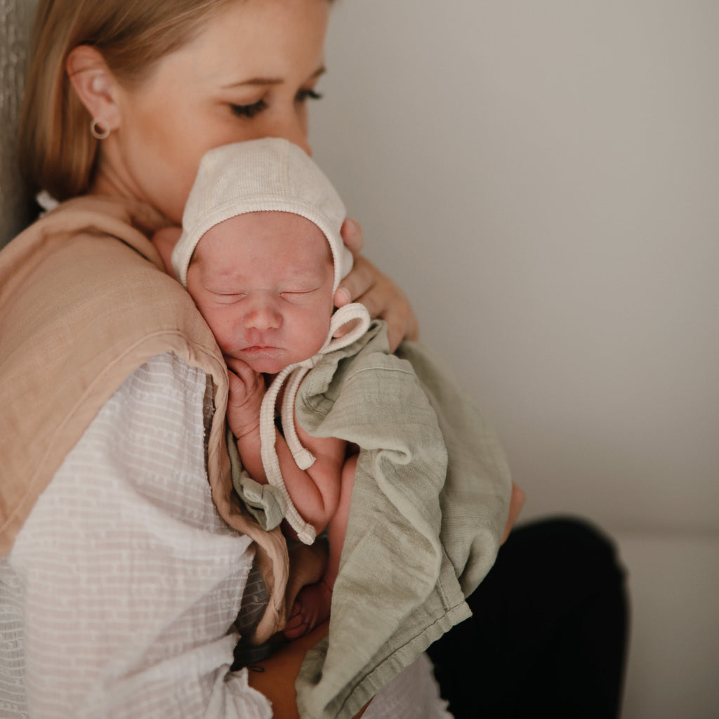 Mushie Organic Cotton Muslin Burp Cloth 2-Pack | Playroom Avenue