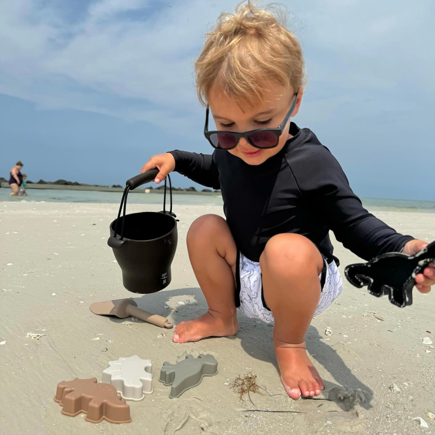 Calla and Friends AK Clothing x C&F Dino Silicone Beach Toy Set | Playroom Avenue