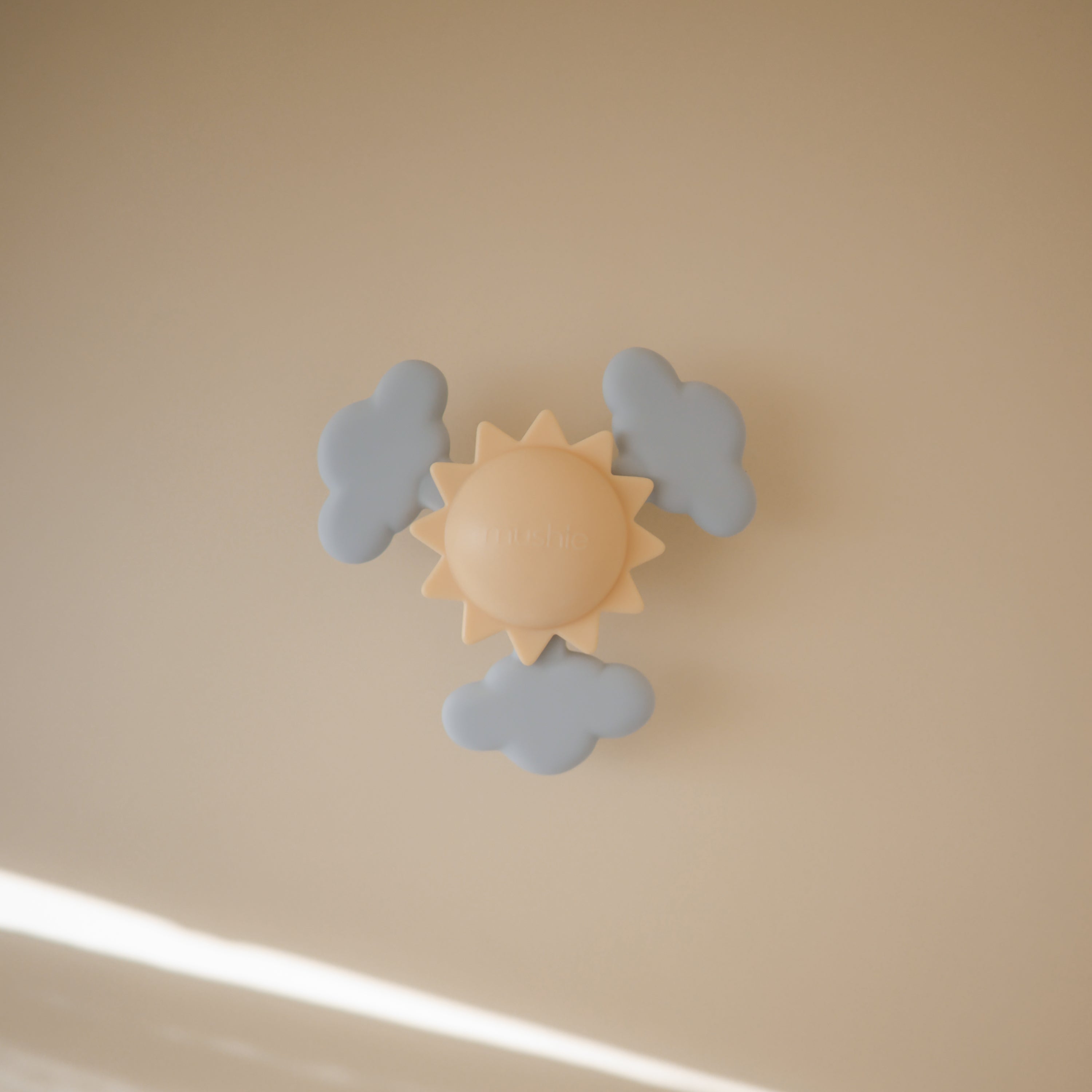 Mushie Sunshine Suction Spinner Toy