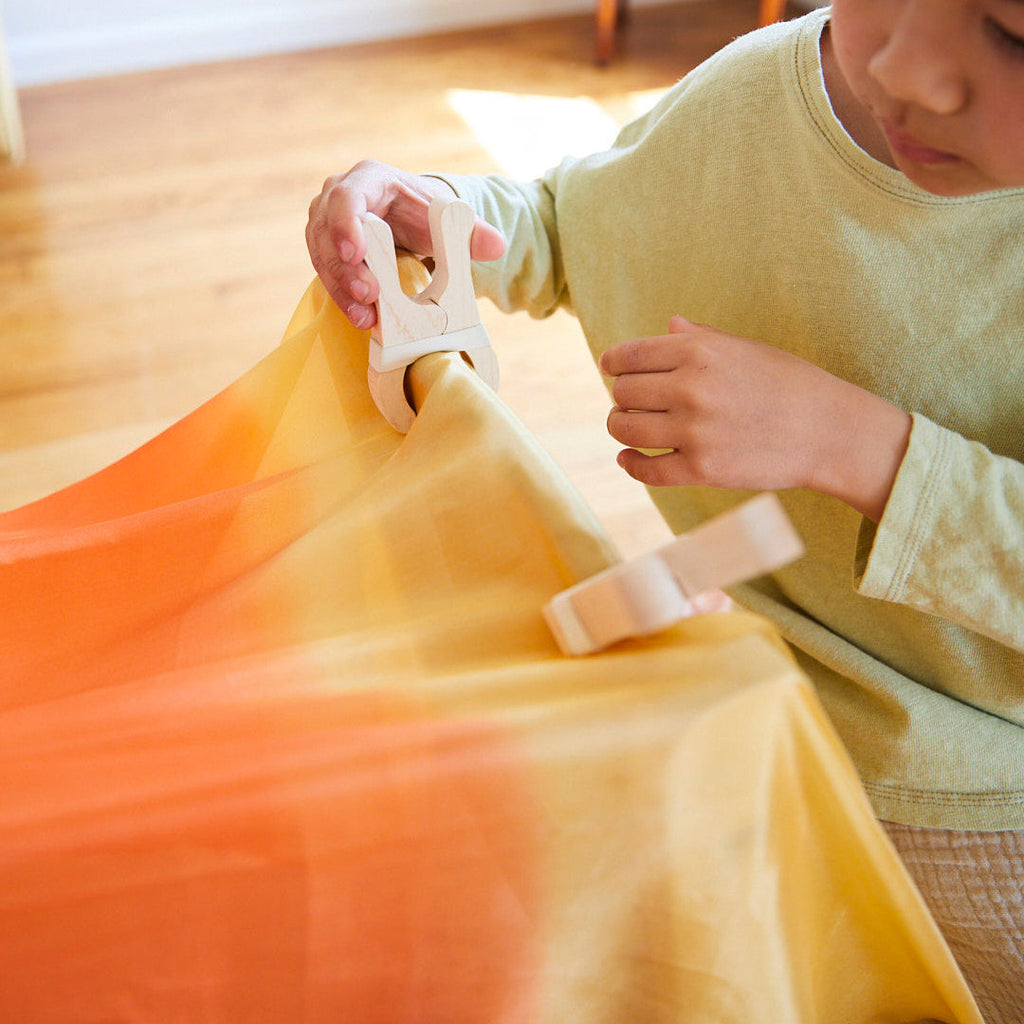 Sarah's Silks Fort Kit | Playroom Avenue