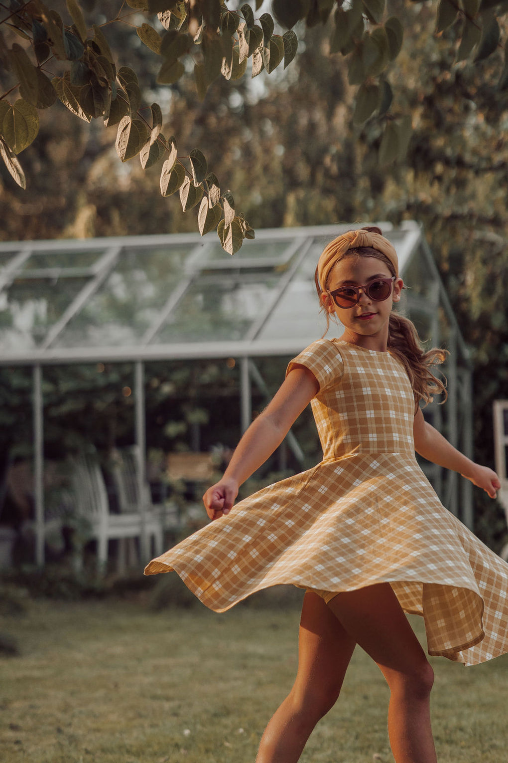 GRECH & CO. Classic | Sustainable Sunglasses | Plant-Based Bendable Polarized - Teen | 9-15 Y