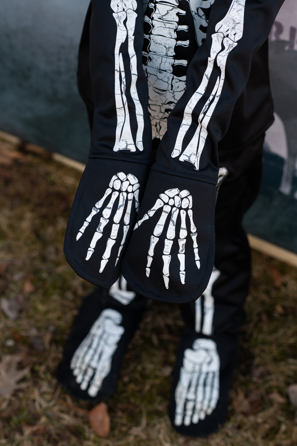 Great Pretenders Glow in the Dark Skeleton Shirt, Pants & Mask