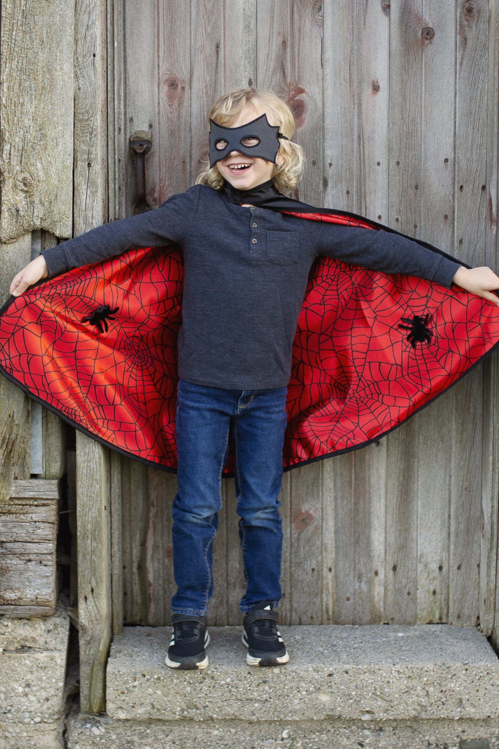 Great Pretenders Spider Bat Reversible Cape and Mask