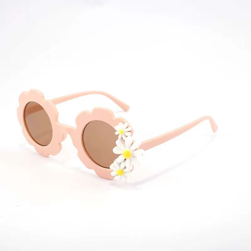 ozznekshoes Retro Flower-Shaped Sunglasses for Kids | Daisy Bloom Pink | Playroom Avenue