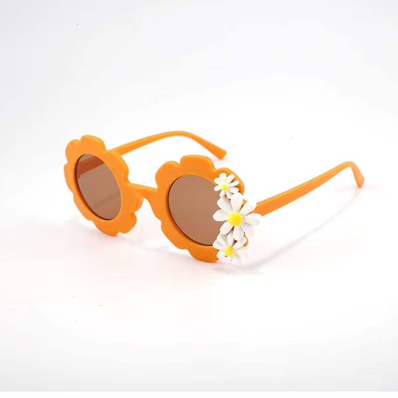ozznekshoes Retro Flower-Shaped Sunglasses for Kids | Daisy Bloom Orange | Playroom Avenue