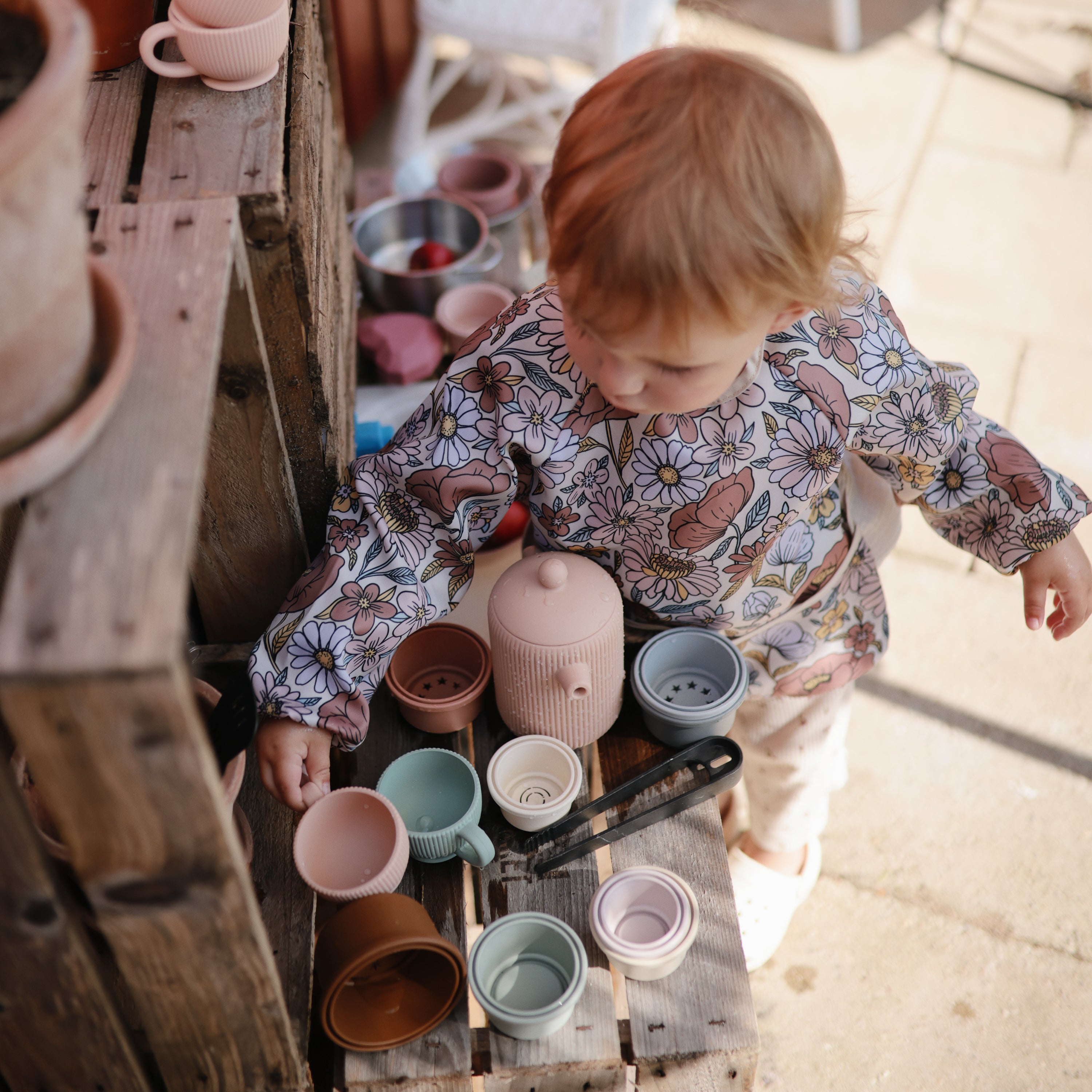 Mushie Long Sleeve Bib | Playroom Avenue