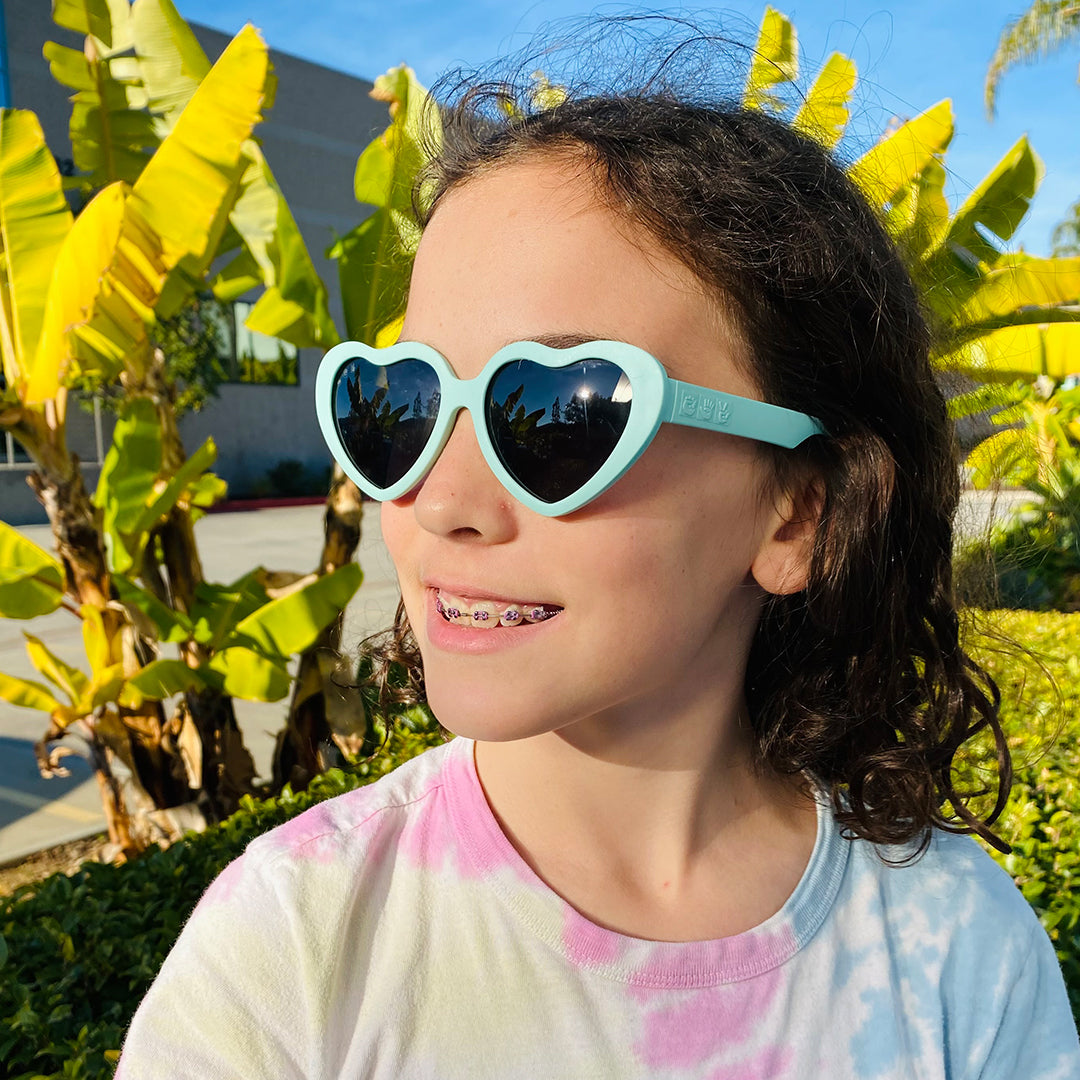 ro•sham•bo Splash Hearts Sunglasses | Junior