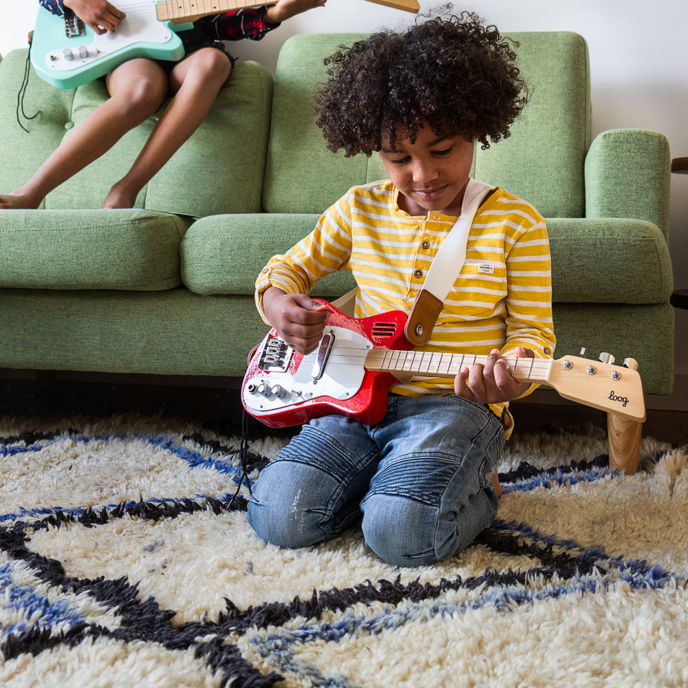 Loog mini electric | Playroom Avenue