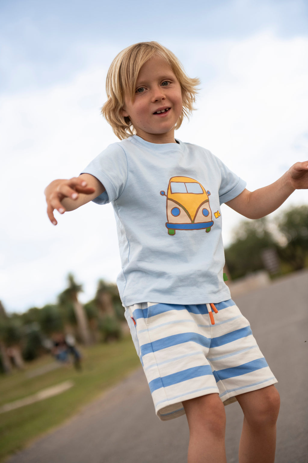 Mon Coeur Blue Groovy Van T-Shirt