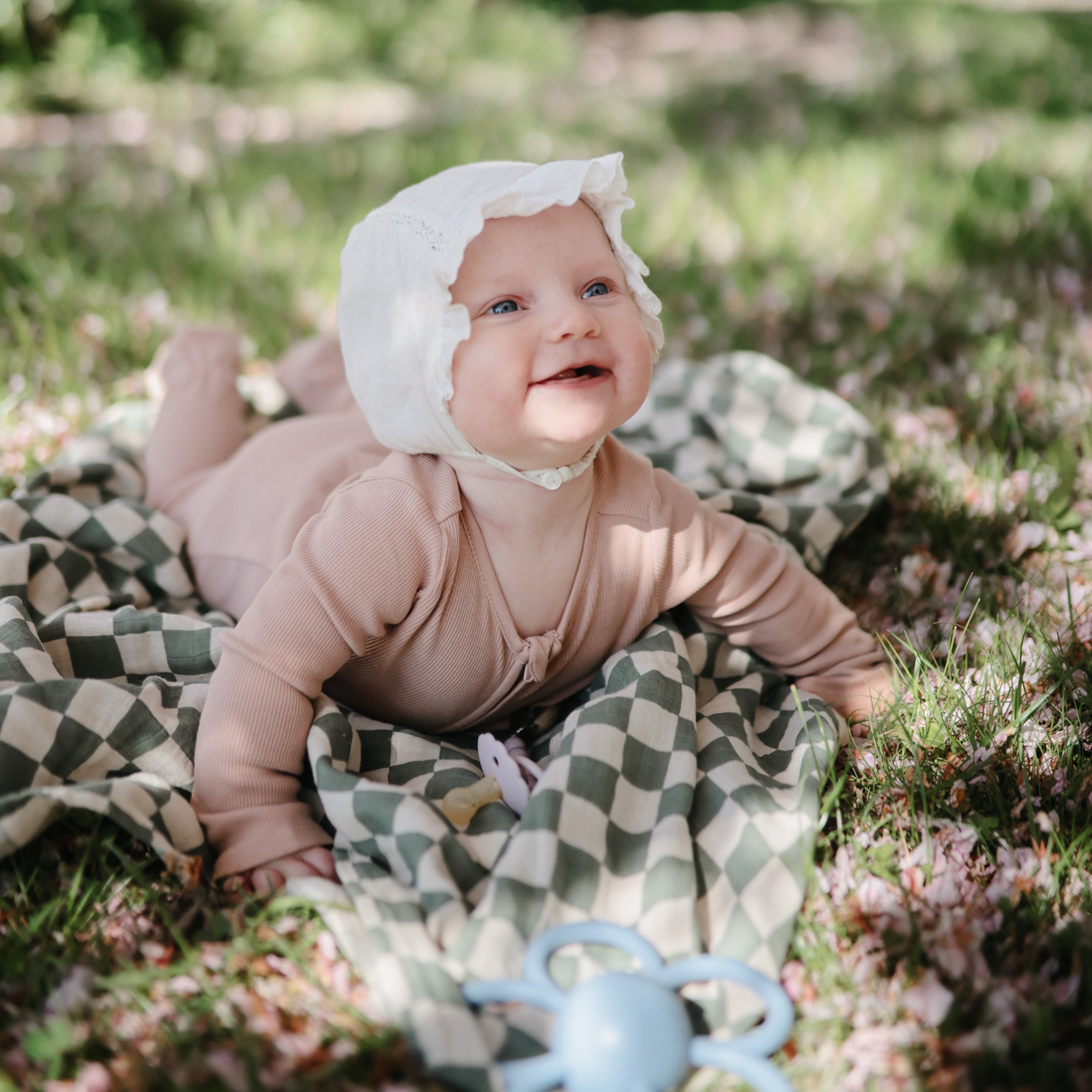 Mushie Organic Cotton Muslin Swaddle Blanket | Playroom Avenue
