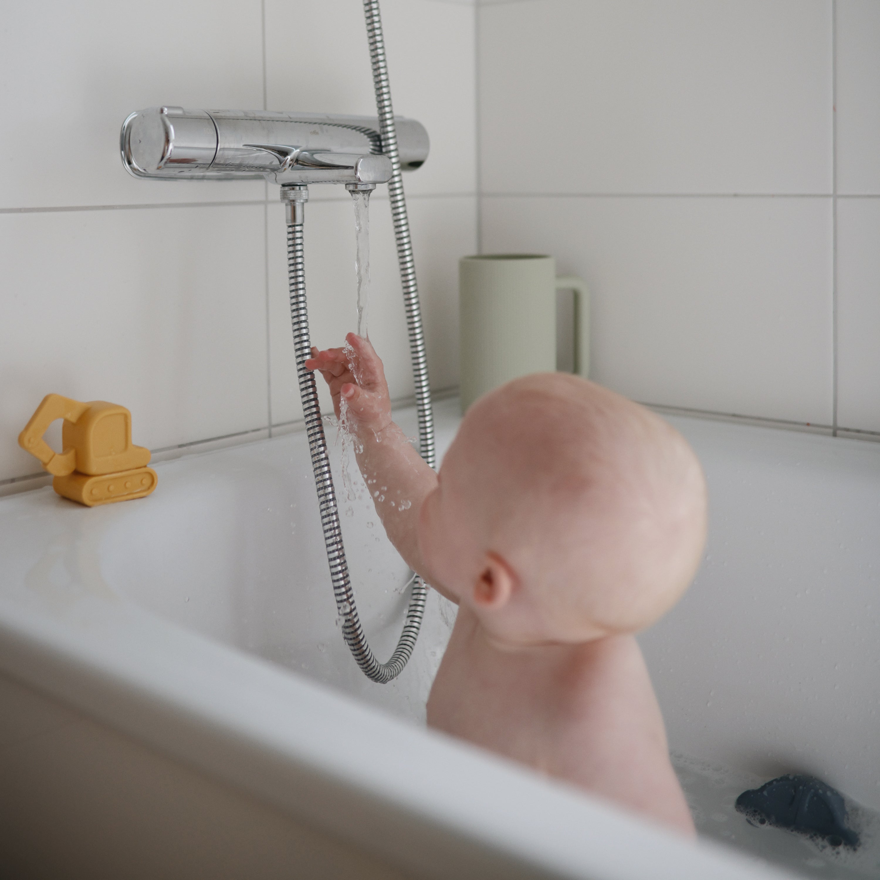 Mushie Bath Rinse Cup | Playroom Avenue