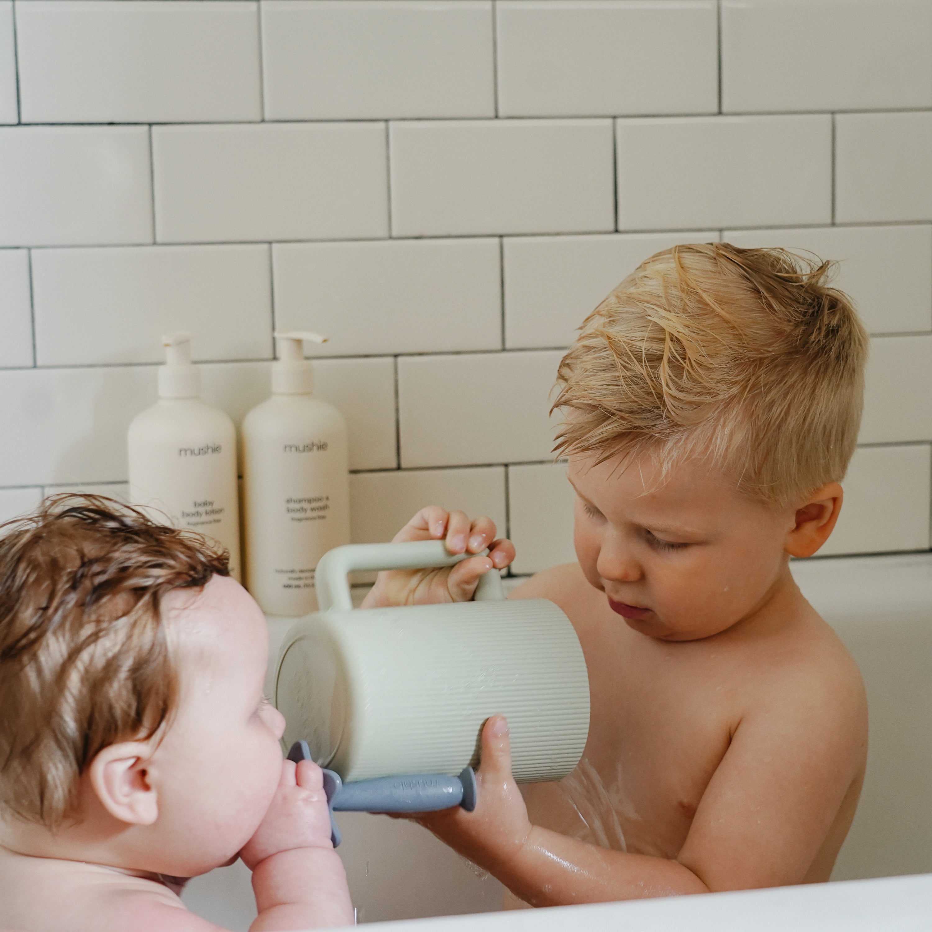 Mushie Bath Rinse Cup | Playroom Avenue