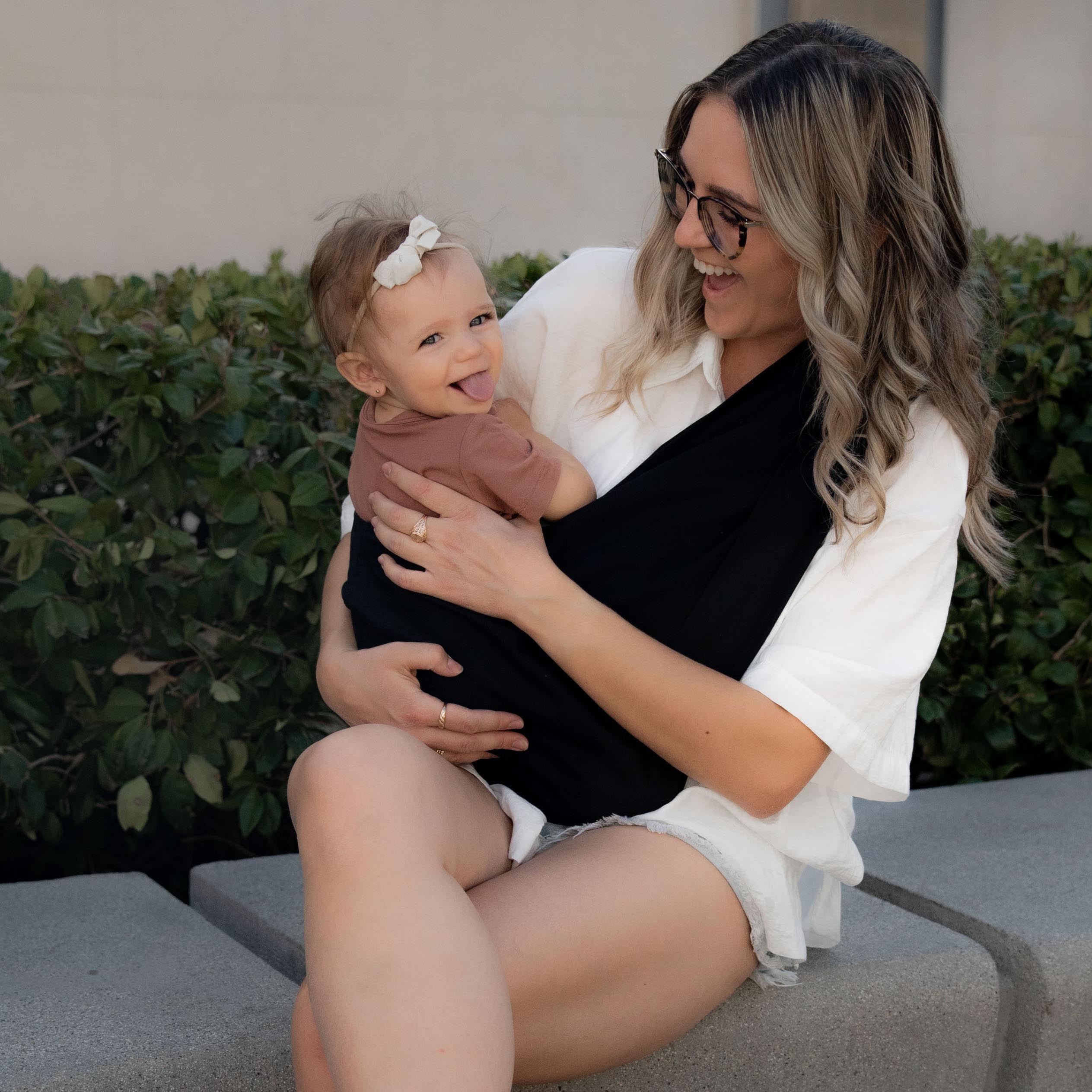 New Native® Inc. Organic Cotton Baby Carrier Black