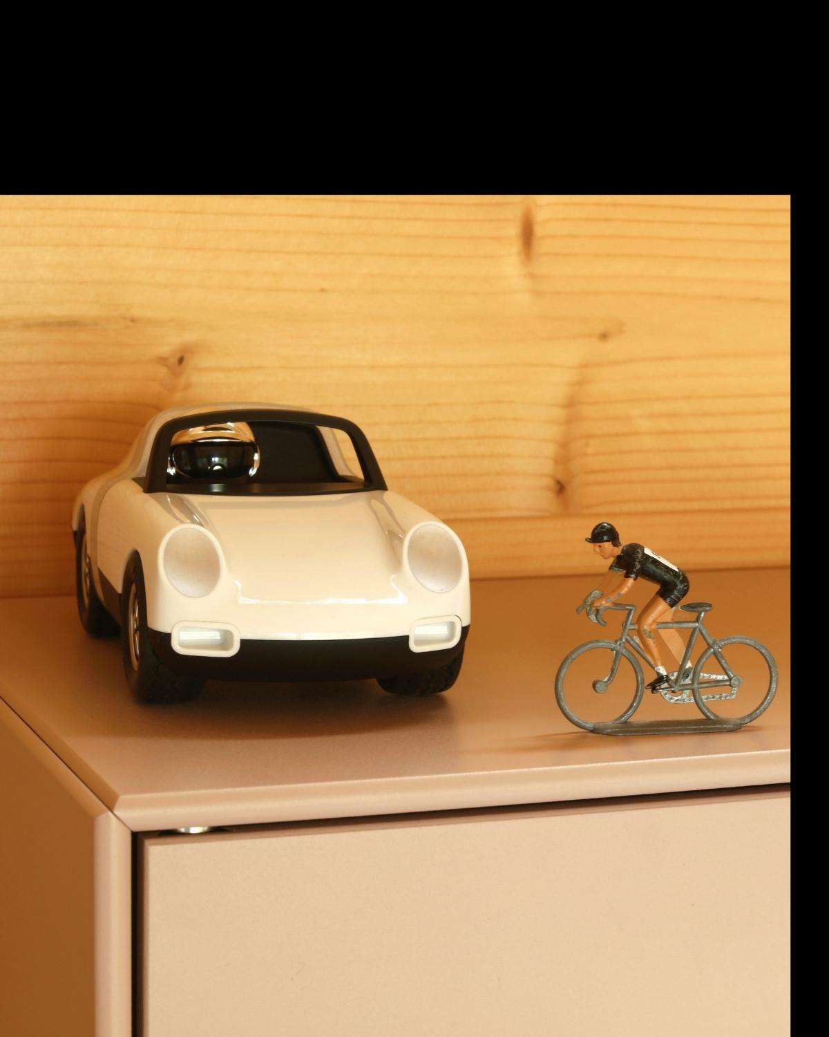 Playforever Car LUFT PFEIFFER White | Playroom Avenue