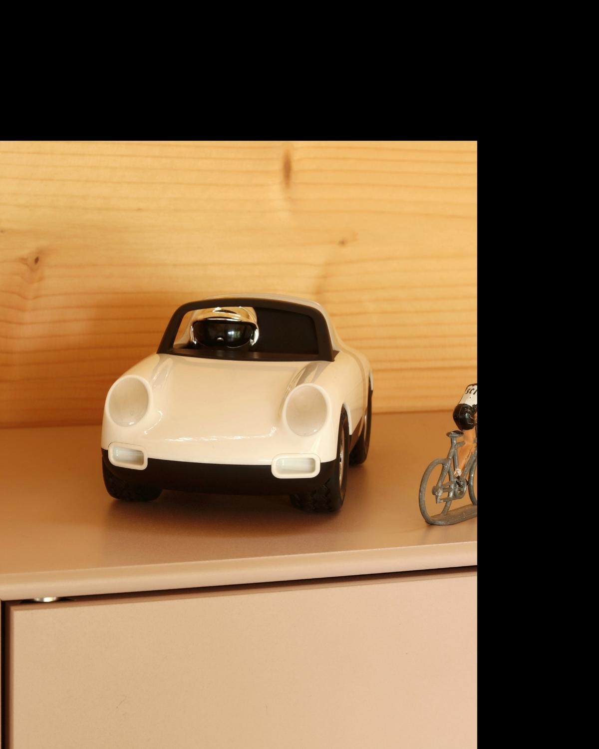 Playforever Car LUFT PFEIFFER White | Playroom Avenue