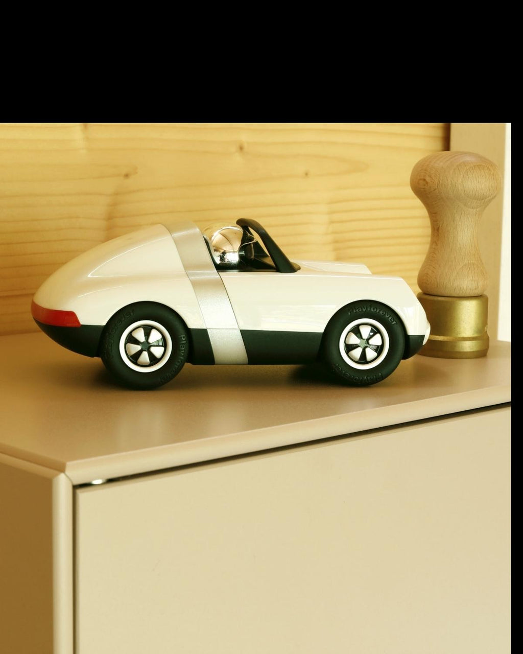 Playforever Car LUFT PFEIFFER White | Playroom Avenue