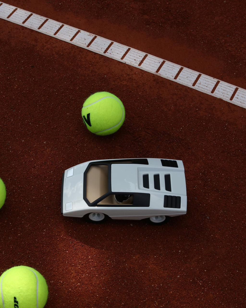 Playforever Car UFO COLOMBA White | Playroom Avenue