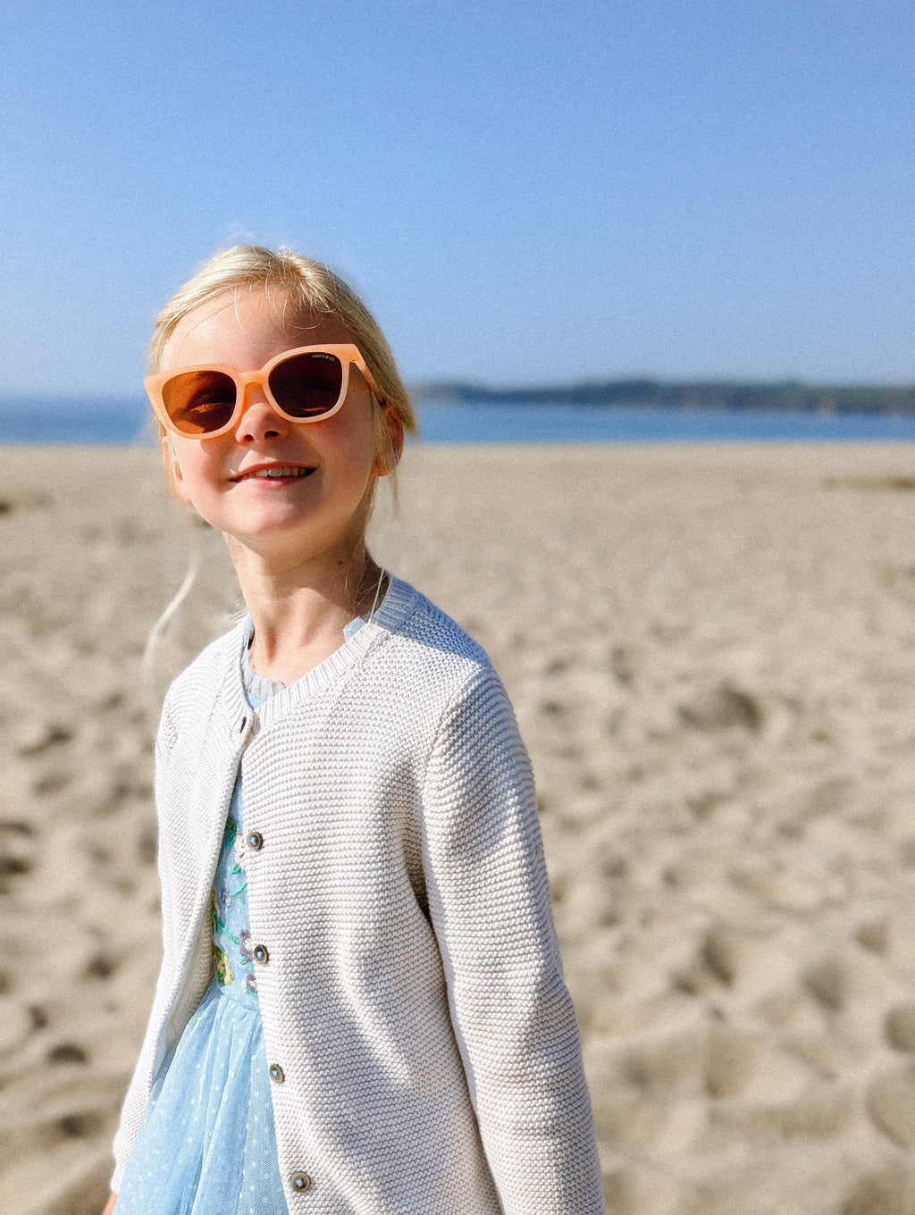 GRECH & CO. Classic Wayfarer Sustainable Sunglasses | Bio-Based · Bendable · Polarized | Child | 3-8 Y | Playroom Avenue