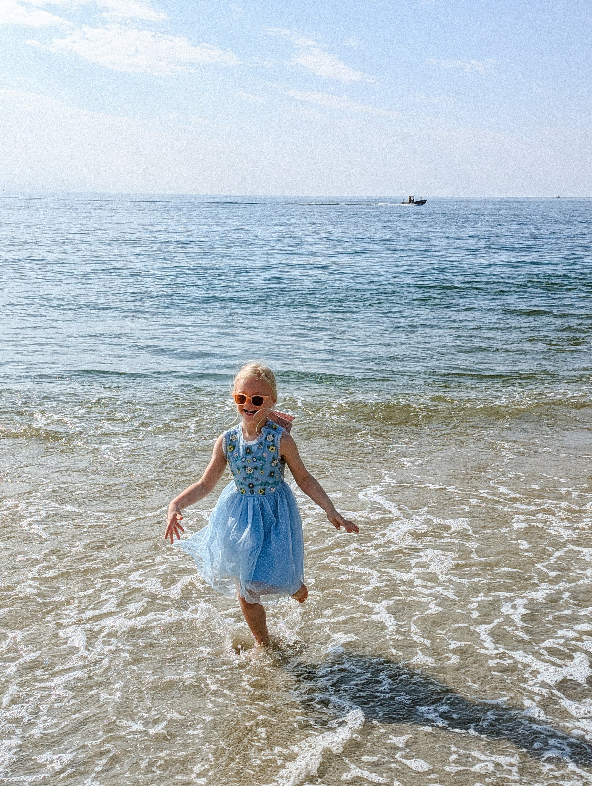 GRECH & CO. Classic Wayfarer Sustainable Sunglasses | Bio-Based · Bendable · Polarized | Child | 3-8 Y