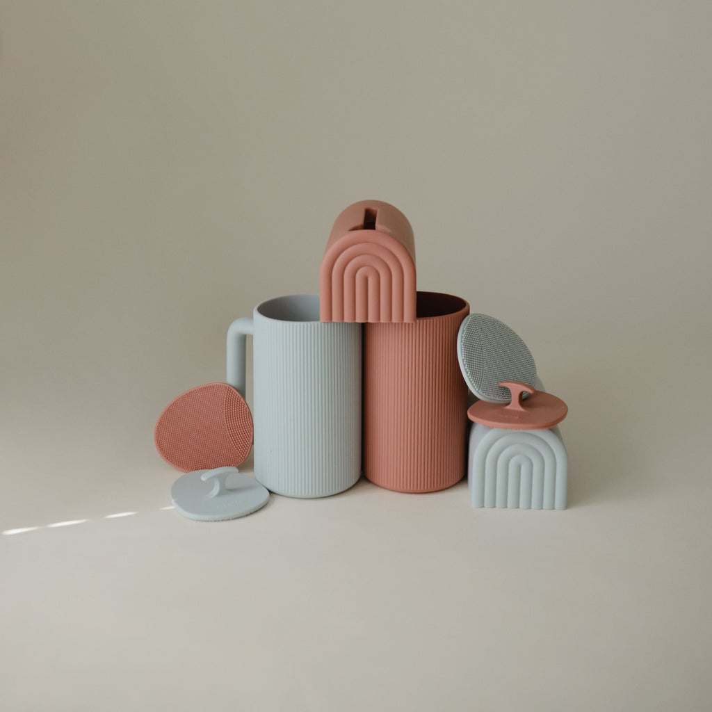 Mushie Bath Rinse Cup | Playroom Avenue