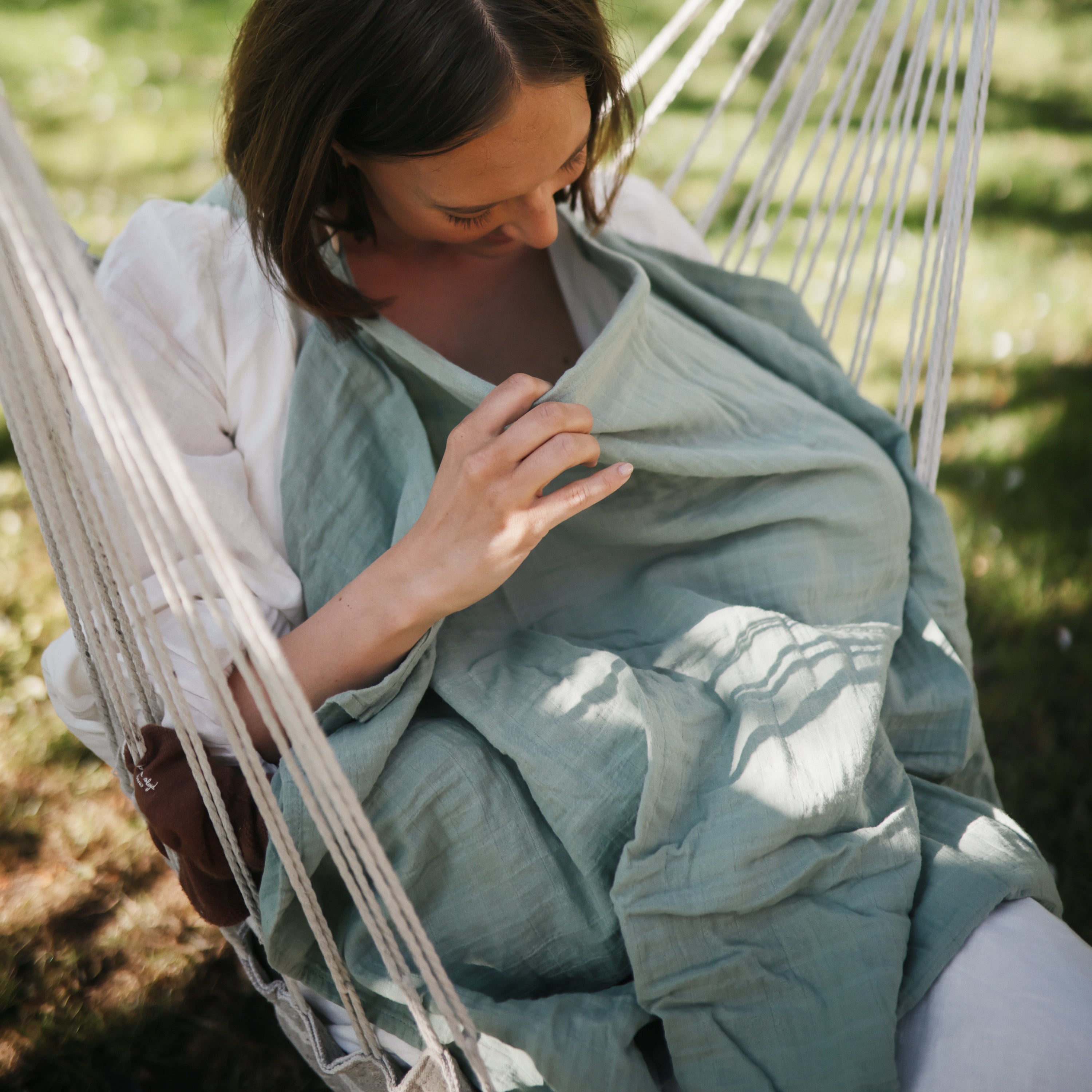 Mushie Muslin Nursing Cover | Playroom Avenue