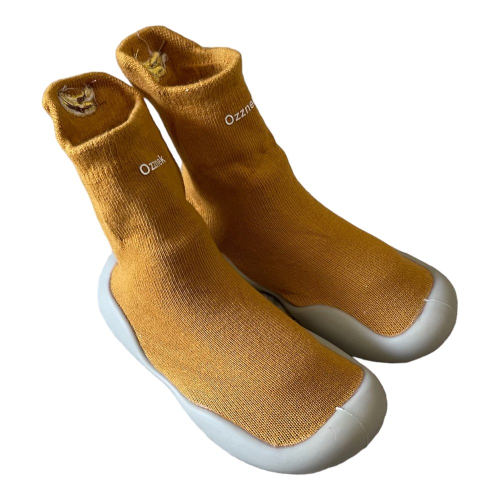 Ozznek Shoes Organic Cotton Sock Shoes – Flexible, Non-Slip Baby Socks - Fruity | Playroom Avenue