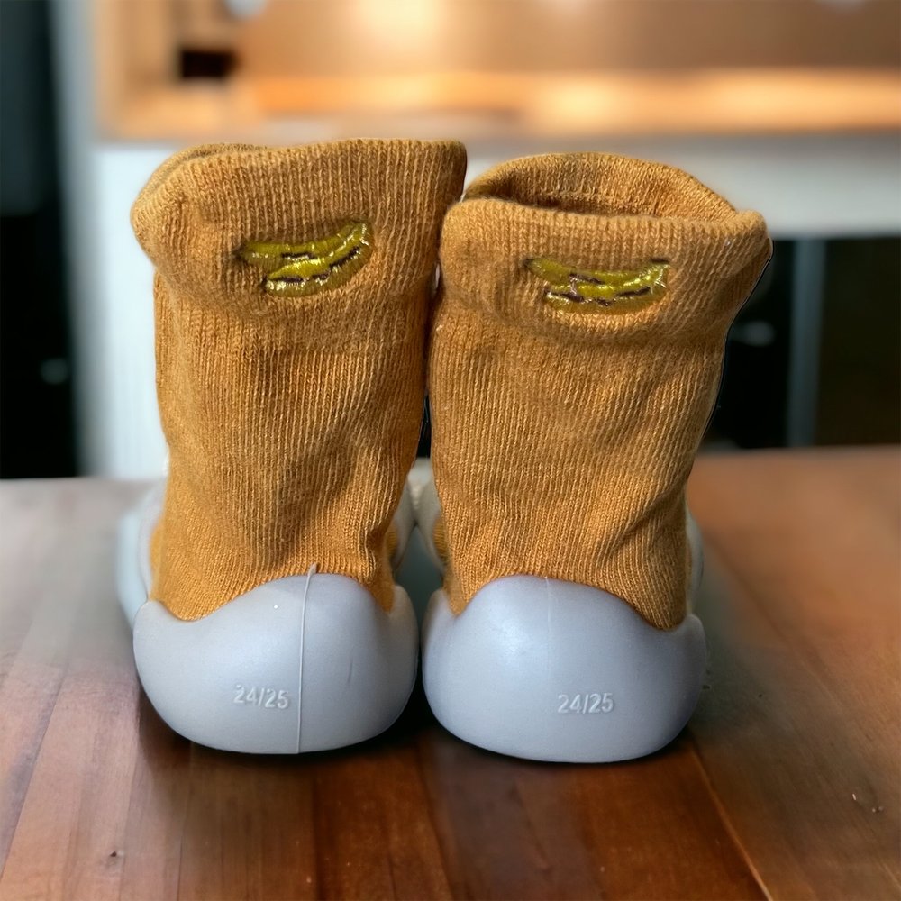 Ozznek Shoes Organic Cotton Sock Shoes – Flexible, Non-Slip Baby Socks - Fruity | Playroom Avenue