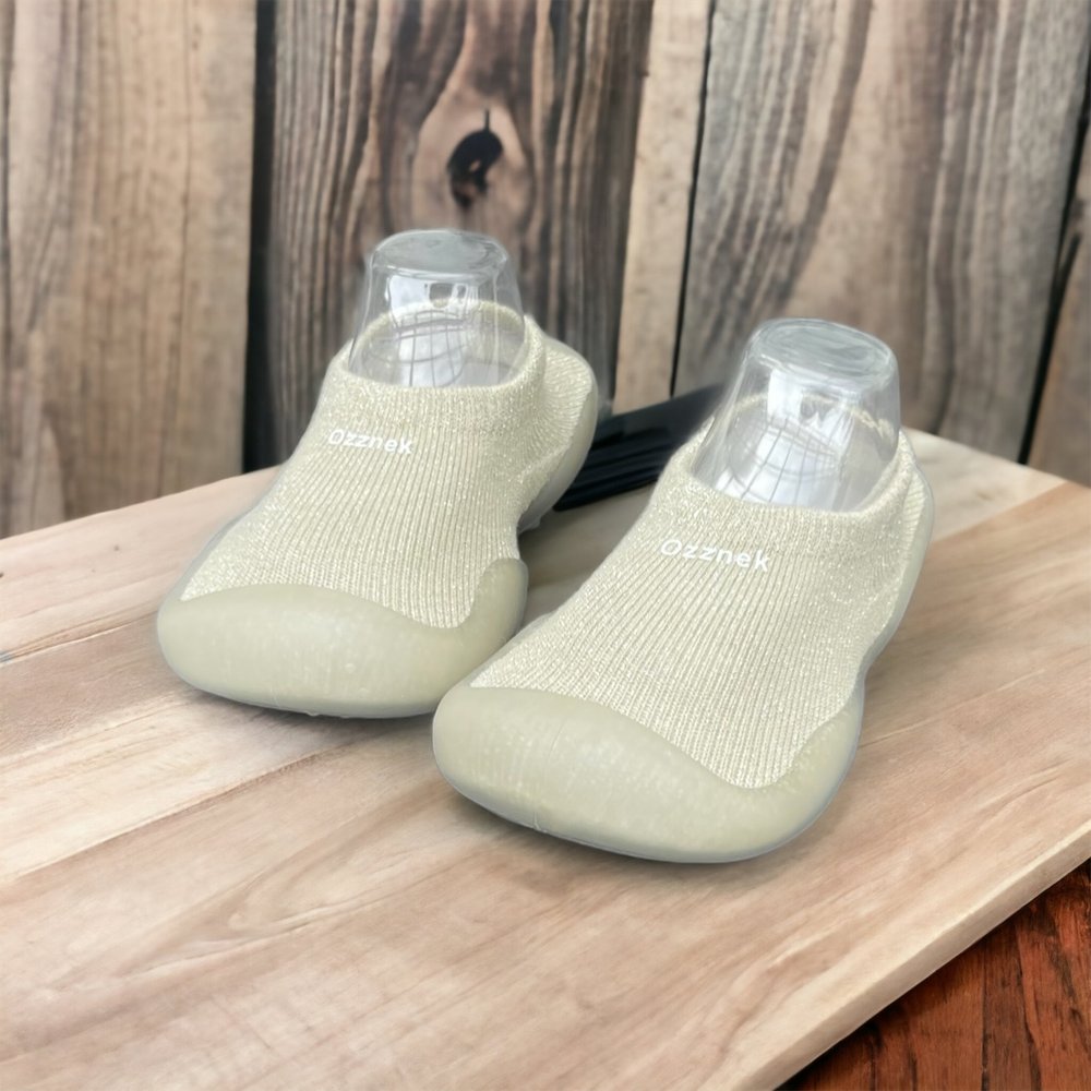 Ozznek Shoes Clear Sole Shoe-Socks for Kids | Playroom Avenue