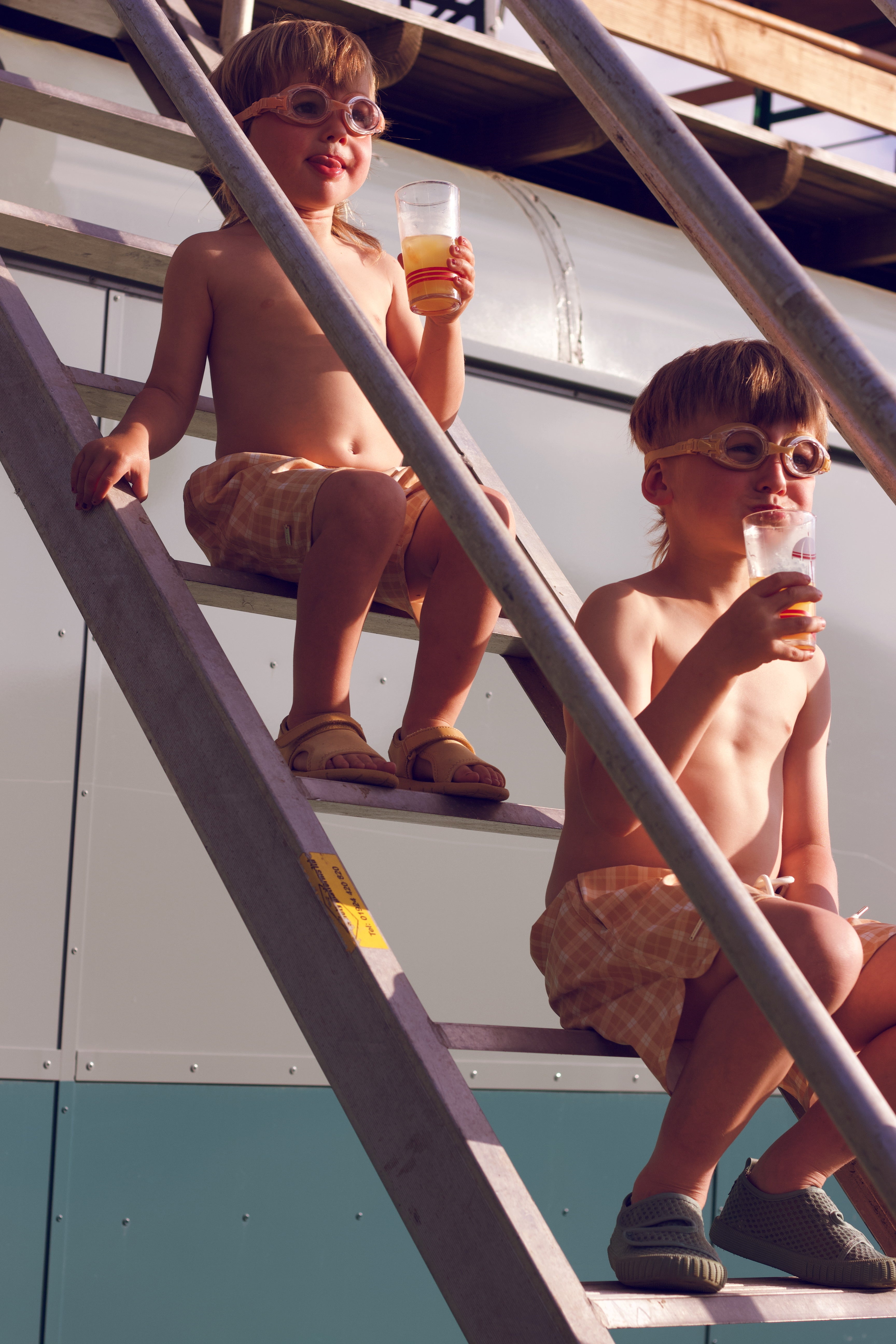 GRECH & CO. Anti UV + Fog Swim Goggles