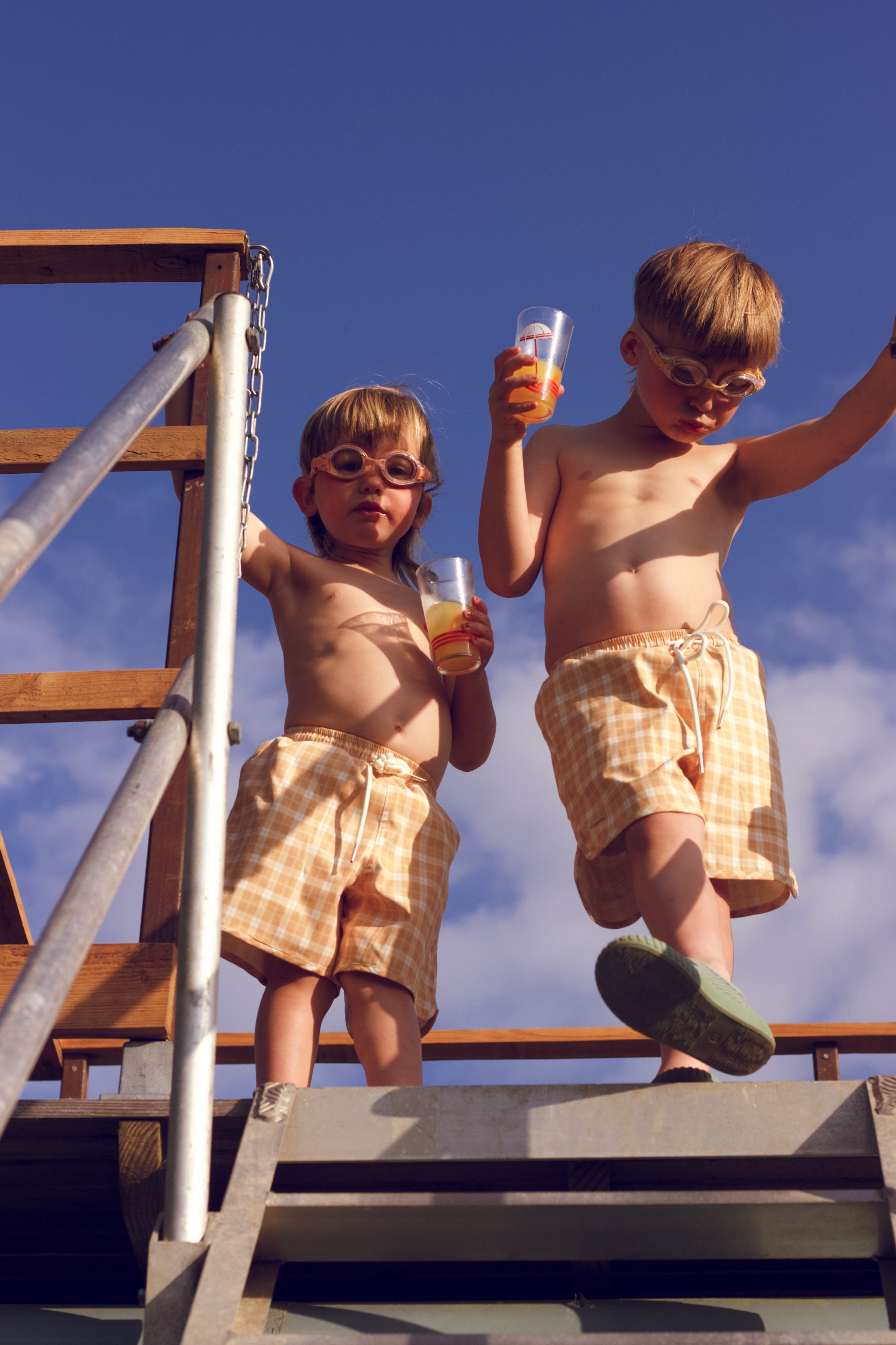 GRECH & CO. Anti UV + Fog Swim Goggles