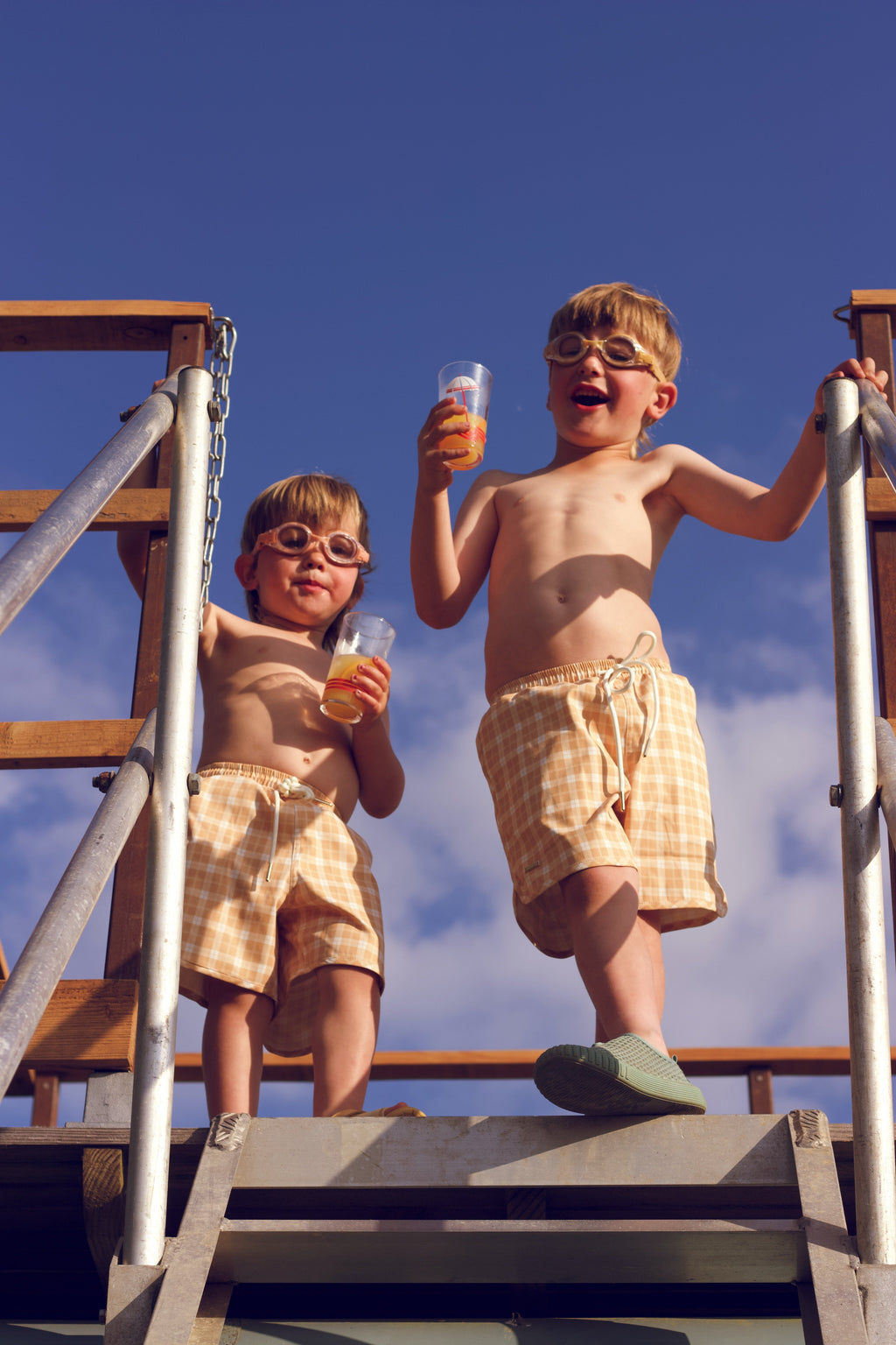 GRECH & CO. Anti UV + Fog Swim Goggles