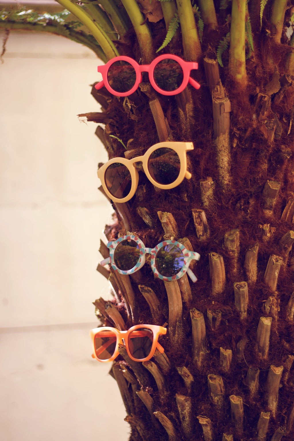 GRECH & CO. Classic Wayfarer Sustainable Sunglasses | Bio-Based · Bendable · Polarized | Child | 3-8 Y | Playroom Avenue