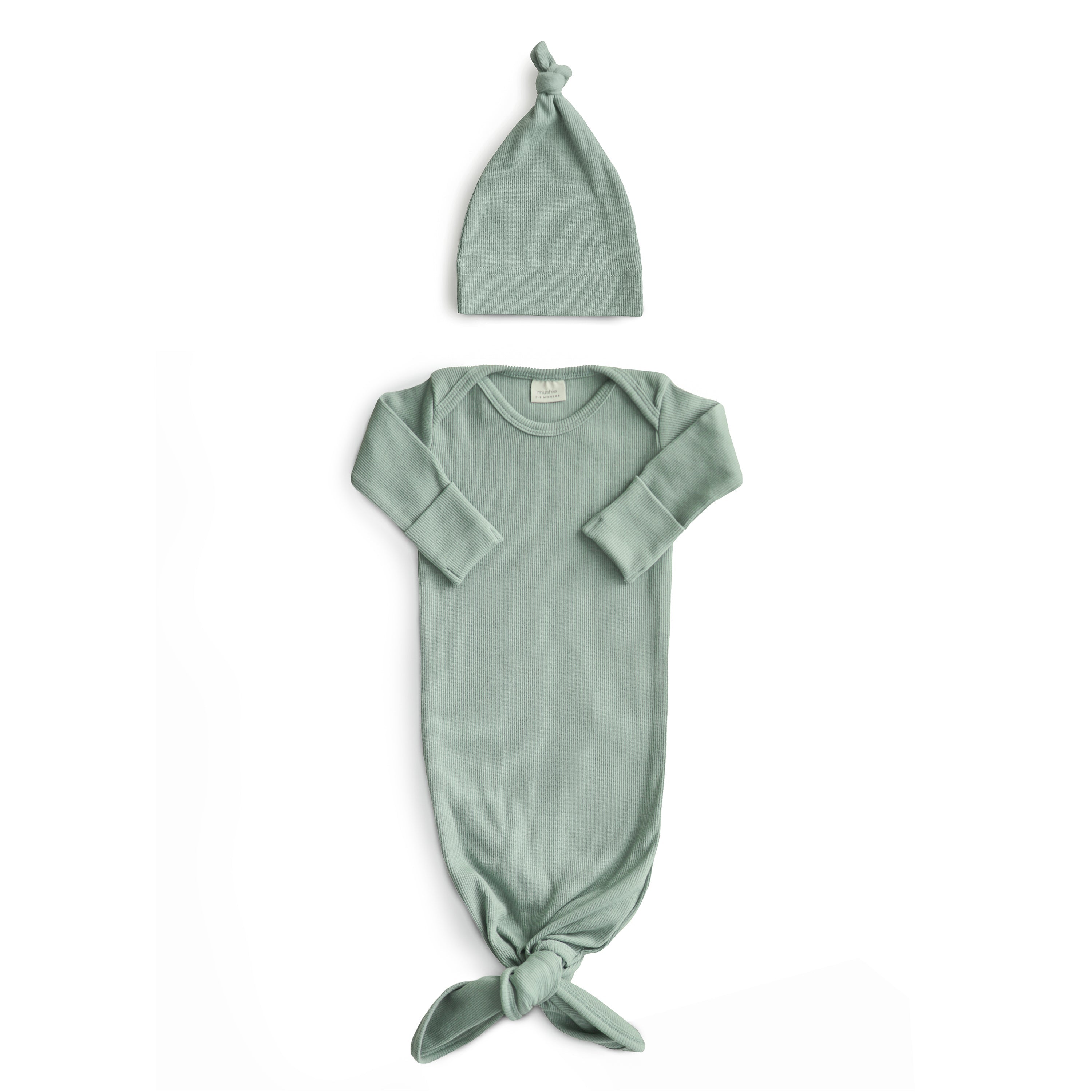 Mushie Ribbed Knotted Baby Gown + Beanie Set Roman Green | Playroom Avenue