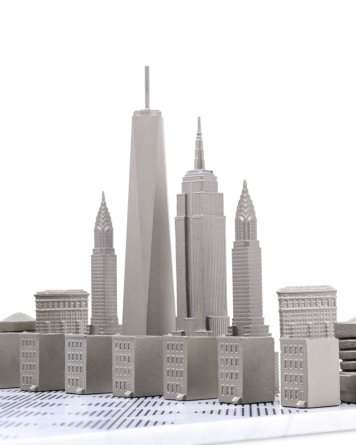 Skyline Chess Chess Set Stainless Steel NEW YORK Edition with Marble Hatch Board | Playroom Avenue