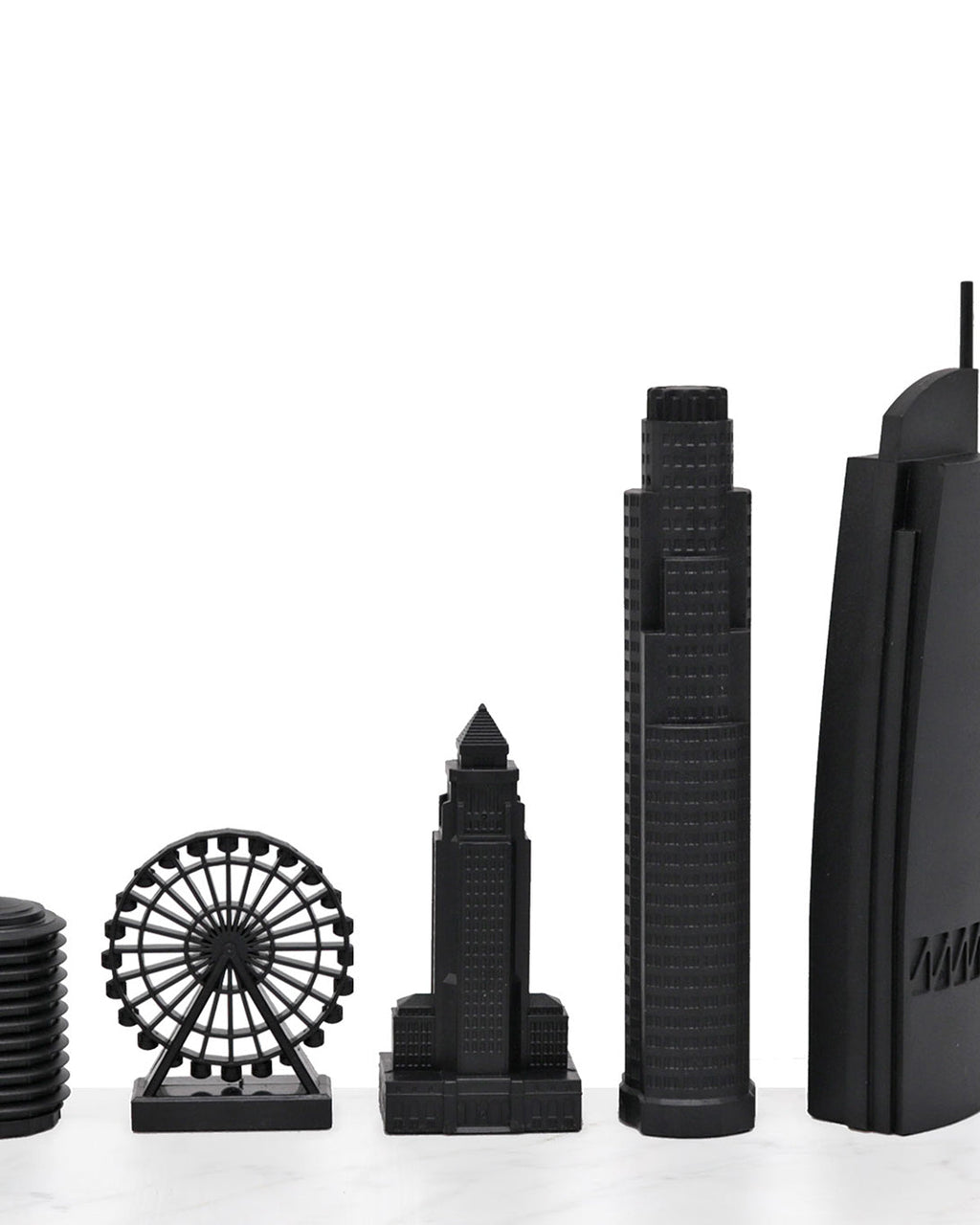 Skyline Chess Chess Set Acrylic LOS ANGELES Edition with Wood Map Board | Playroom Avenue