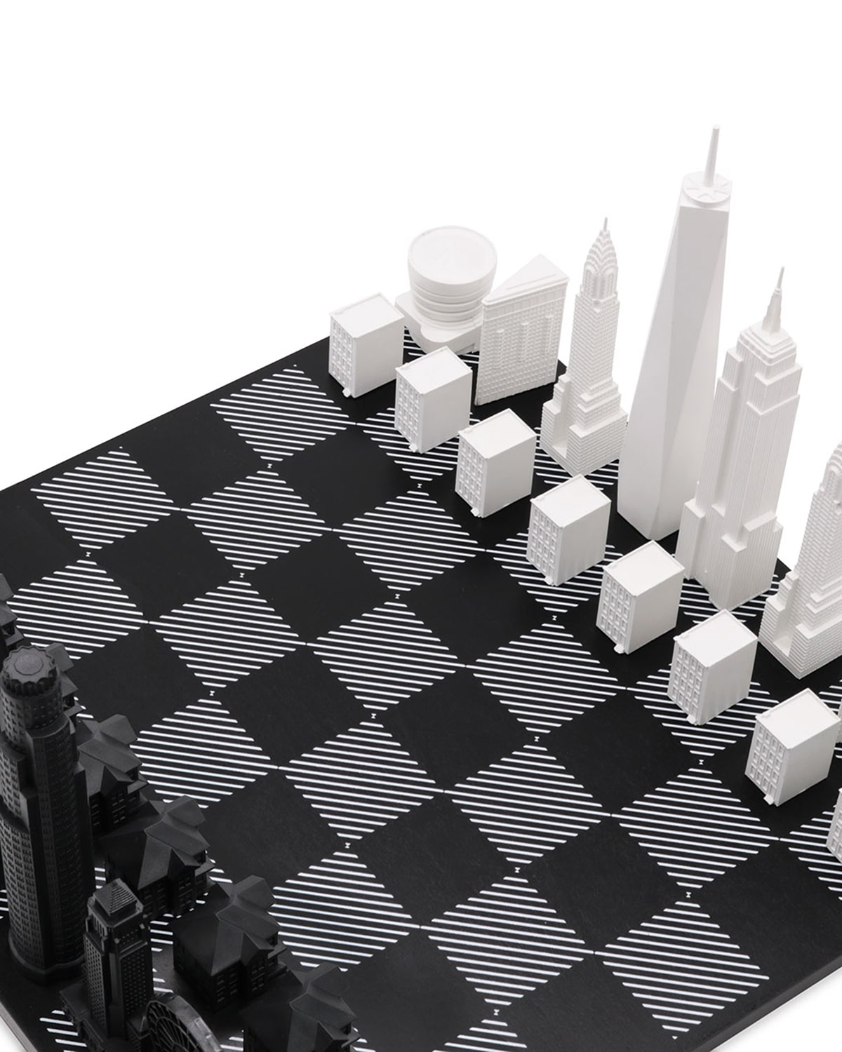 Skyline Chess Chess Set Acrylic NEW YORK vs LOS ANGELES Edition with Wood Hatch Board | Playroom Avenue