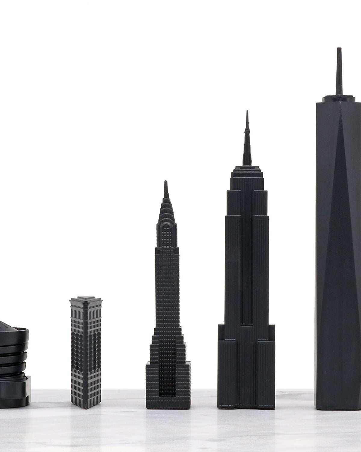 Skyline Chess Chess Set Acrylic NEW YORK vs LOS ANGELES Edition with Wood Hatch Board | Playroom Avenue