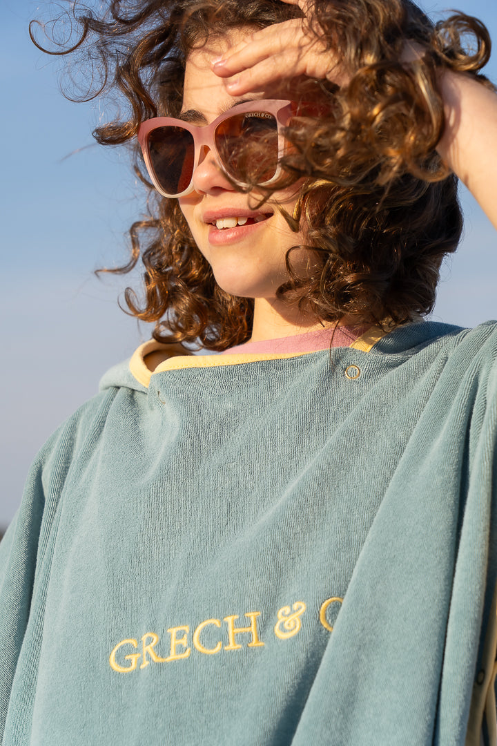 GRECH & CO. Iconic Wayfarer Ombre | Polarized Sunglasses | Teen | 9-14 Y