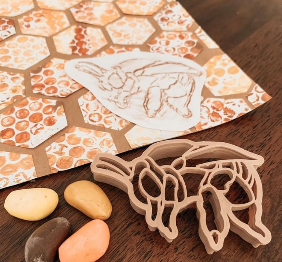 Teddy Bear Bee & Honey Comb Eco Cutter (2 Pieces) | Playroom Avenue