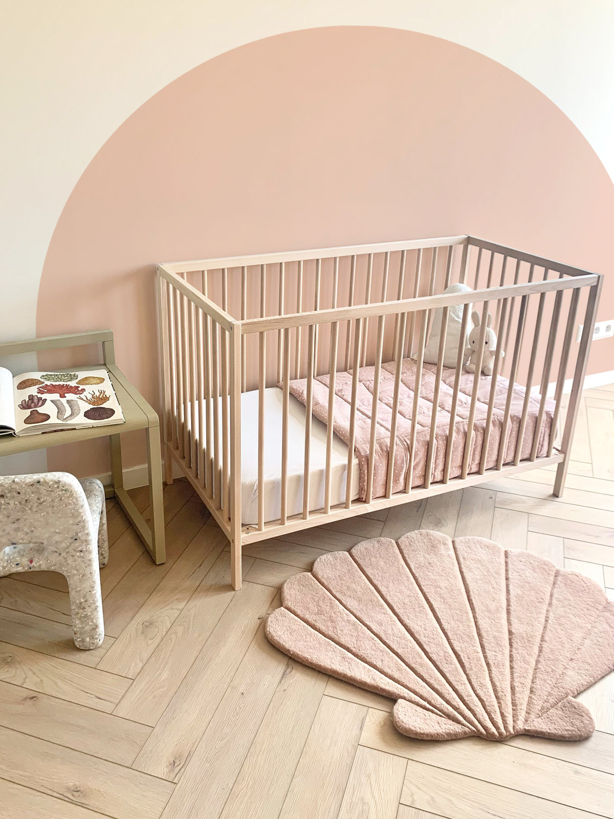 Maison Deux Rug SHELL Rose Dust 3.3 x 2.6 ft | Playroom Avenue