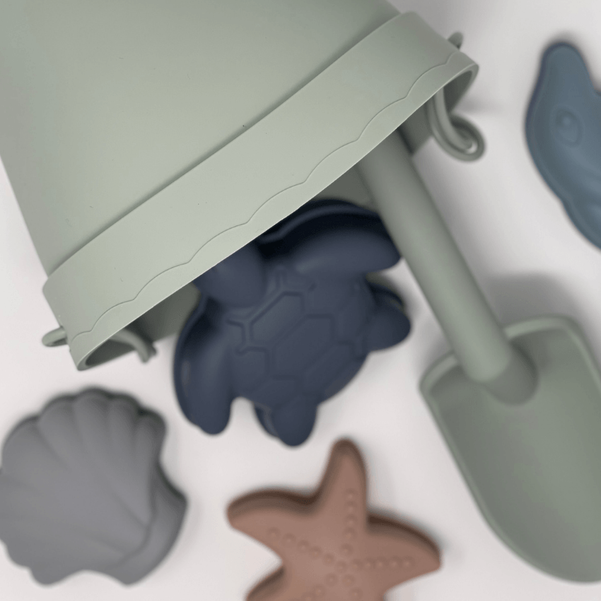 Bug + BeanSilicone Beach and Sand Toy 6-Piece Set | Playroom Avenue