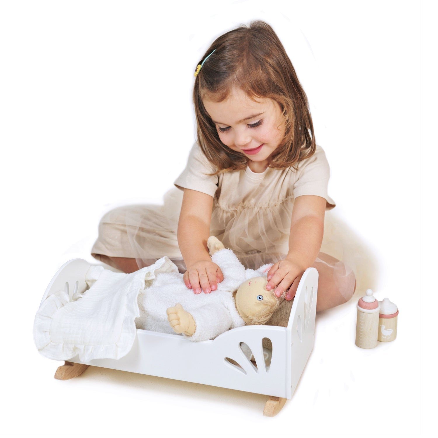 Tender Leaf Sweet Swan Dolly Bed | Playroom Avenue