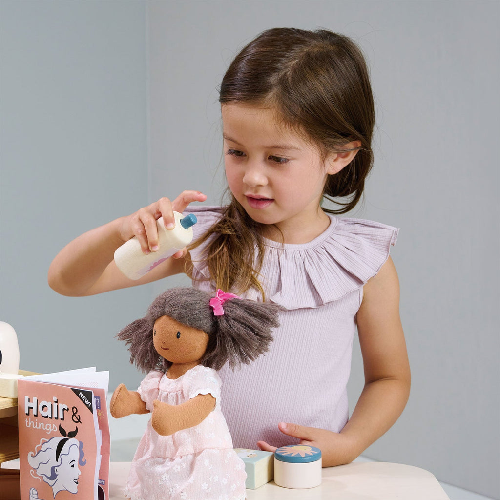 Tender Leaf Hair Salon | Playroom Avenue