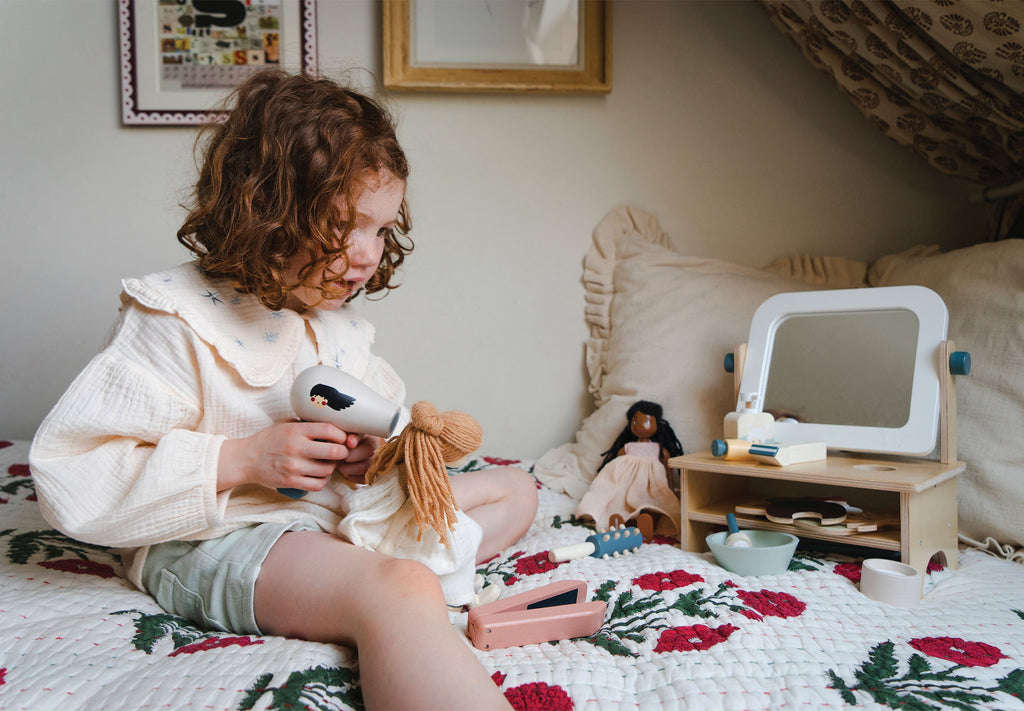 Tender Leaf Hair Salon | Playroom Avenue