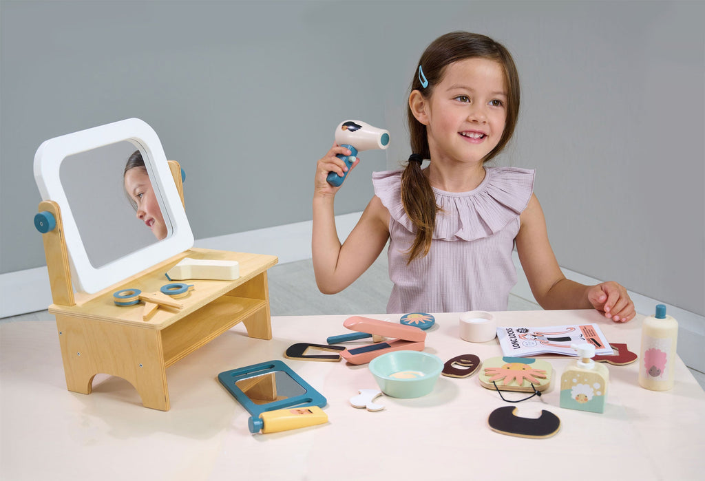 Tender Leaf Hair Salon | Playroom Avenue