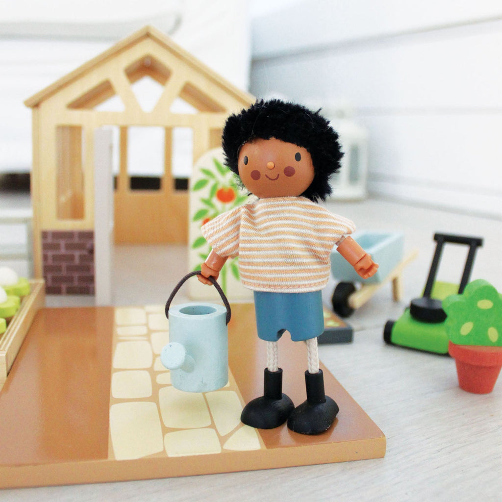 Tender LeafTender Leaf The Forrester Family | Playroom Avenue