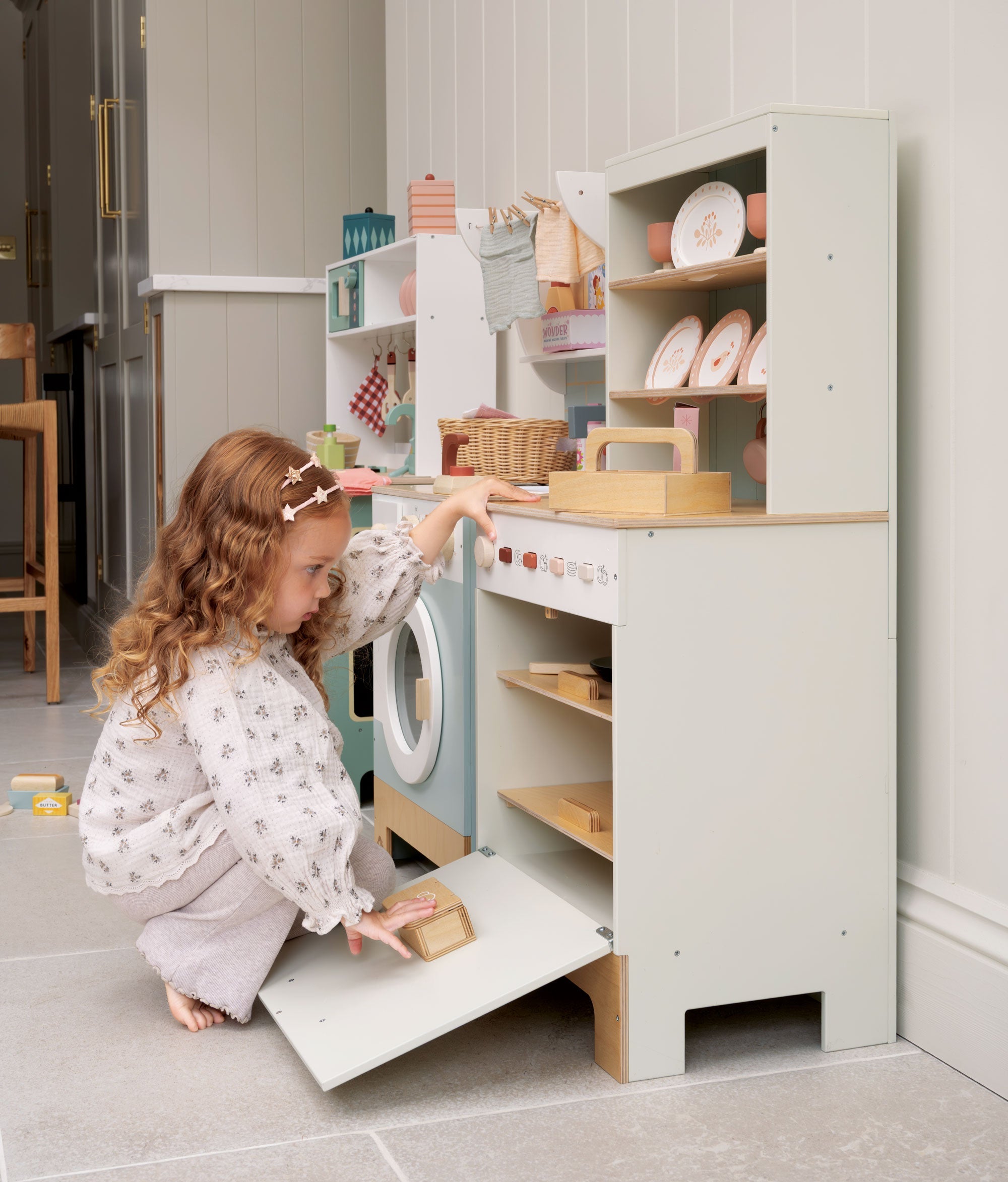 Tender Leaf Kitchen Dresser and Dishwasher | Playroom Avenue