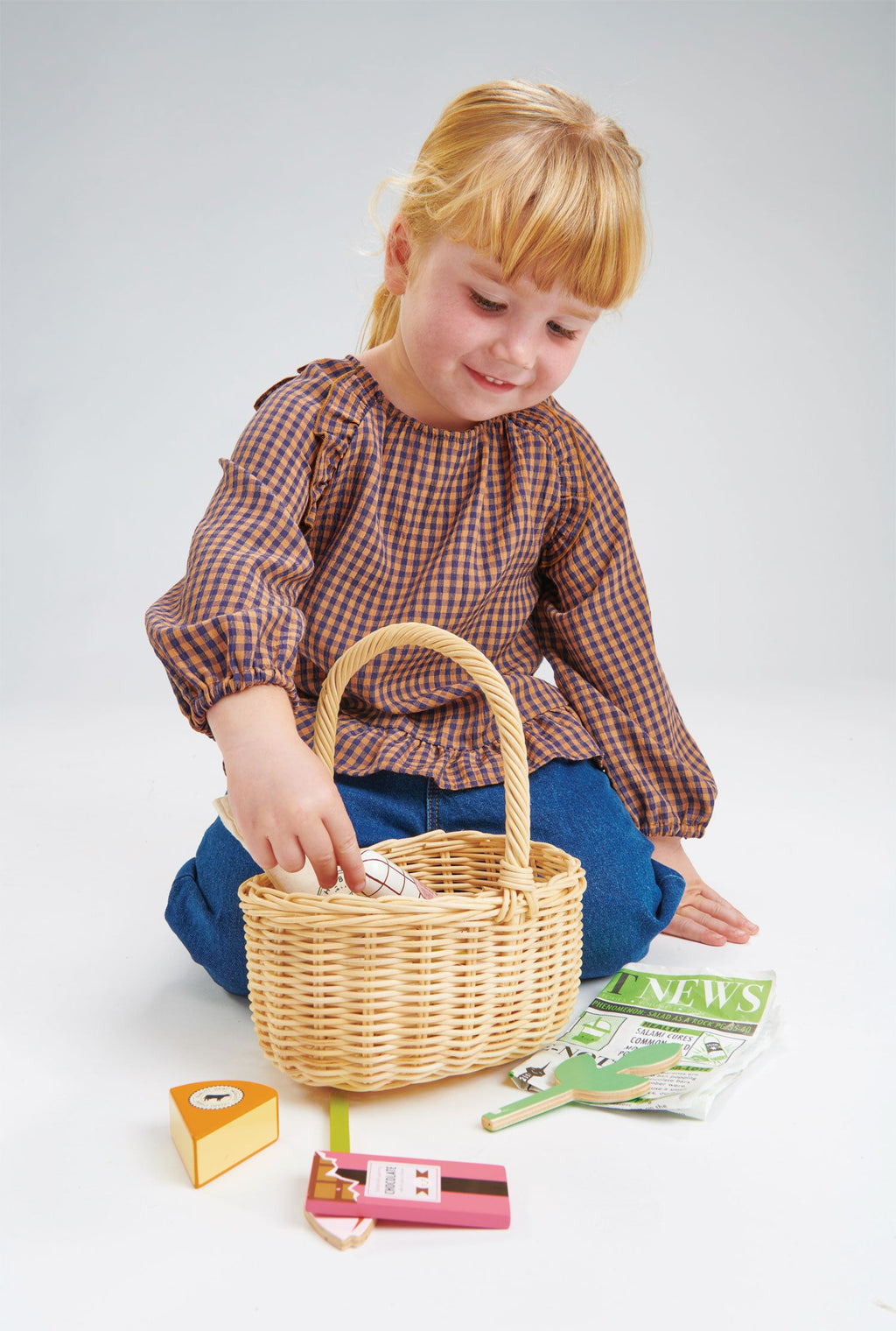 Tender Leaf Wicker Shopping Basket | Playroom Avenue