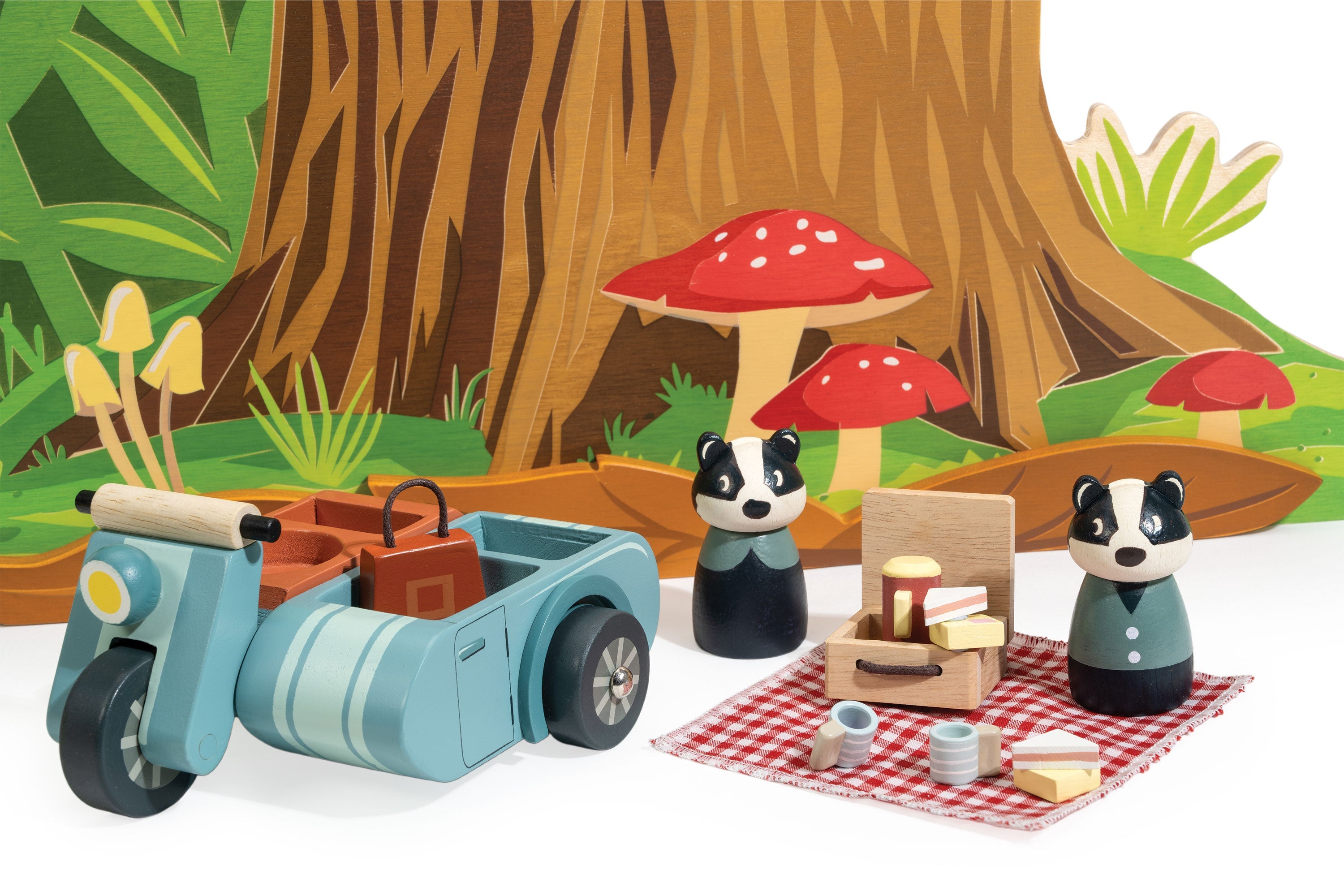 Tender Leaf Badger Picnic Motorbike Ride | Playroom Avenue