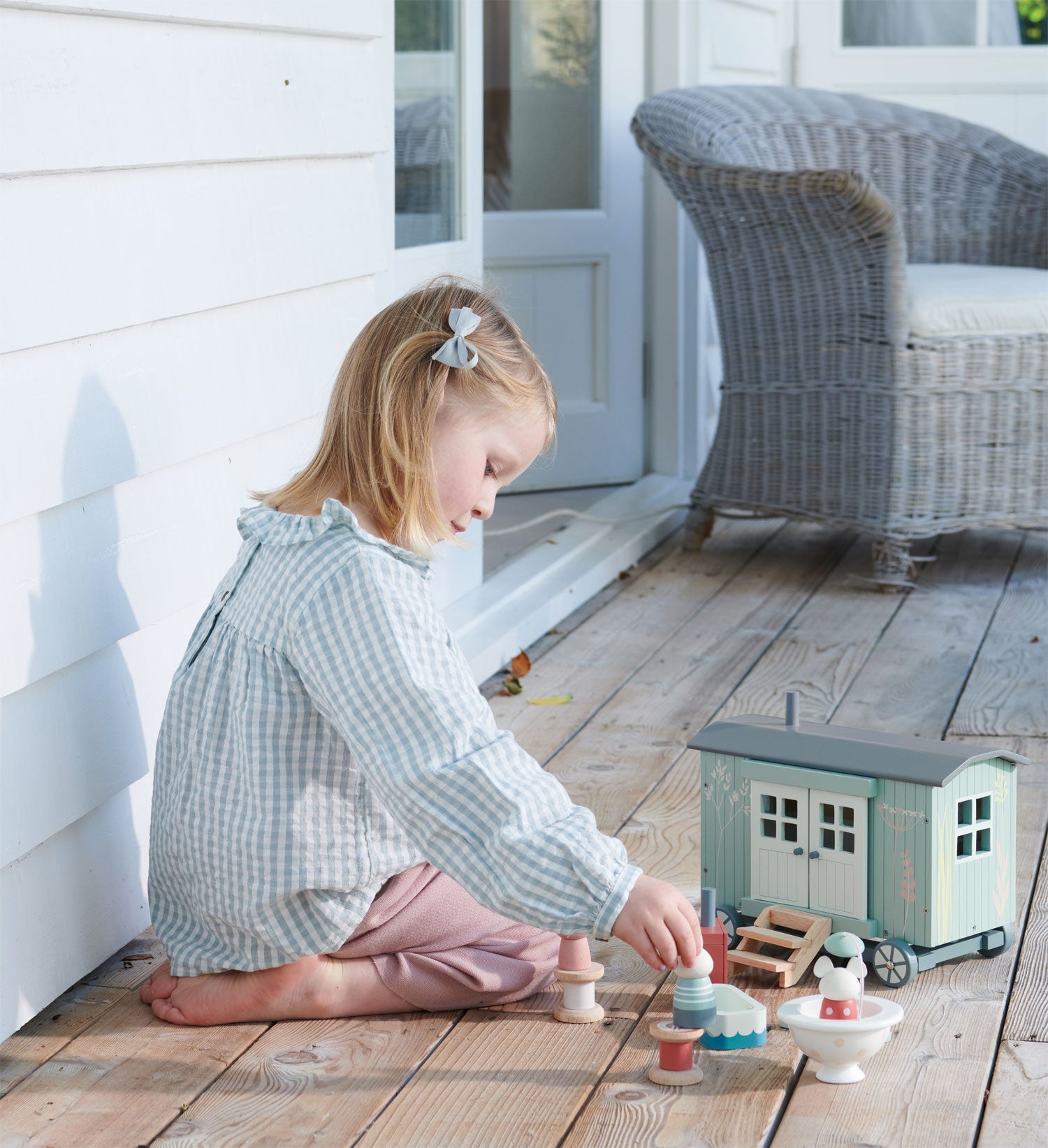 Tender Leaf Secret Meadow Shepherd’s Hut | Playroom Avenue